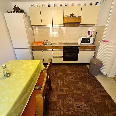 Apartment Cutul Salatic Bagian luar foto