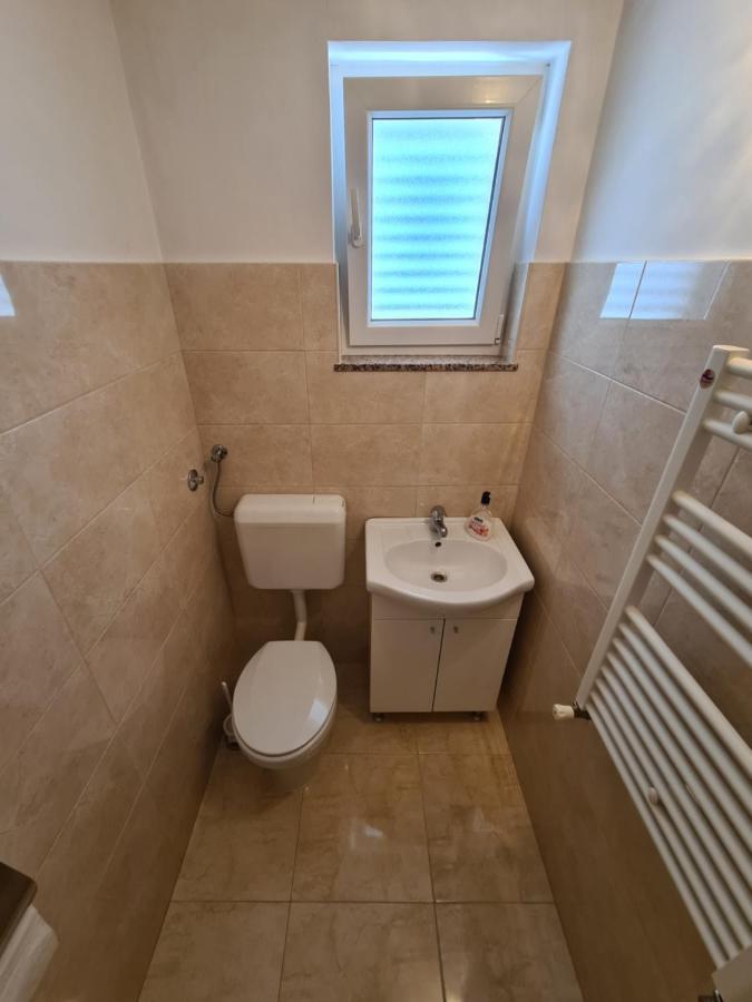 Apartment Cutul Salatic Bagian luar foto