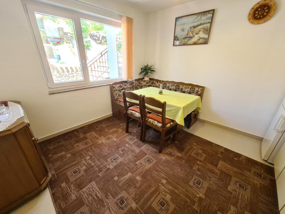 Apartment Cutul Salatic Bagian luar foto